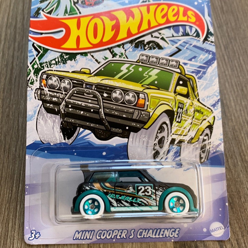 Hot Wheels Car Mini Cooper S Challenge 2/5  New HW Winter Series 2023 Hotwheels